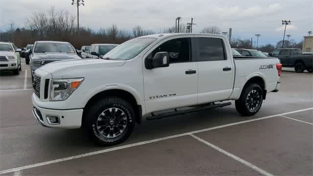 Thumbnail: 2018 Nissan Titan - 4