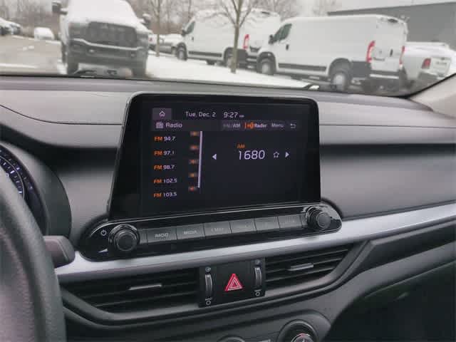 Thumbnail: 2023 Kia Forte - 29