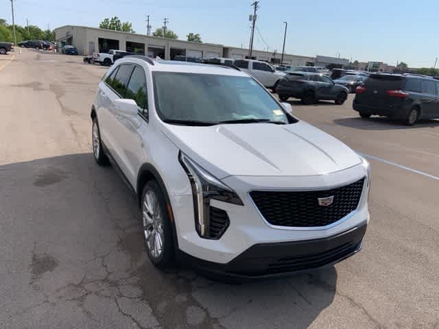Thumbnail: 2021 Cadillac XT4 - 30
