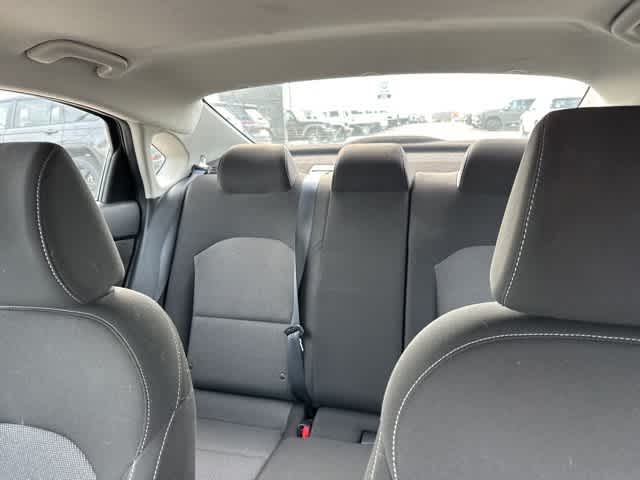 Thumbnail: 2023 Kia Forte - 4