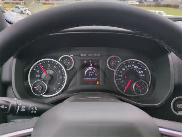 Thumbnail: 2026 RAM 1500 - 33