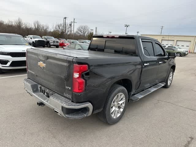 Thumbnail: 2022 Chevrolet Silverado 1500 - 22