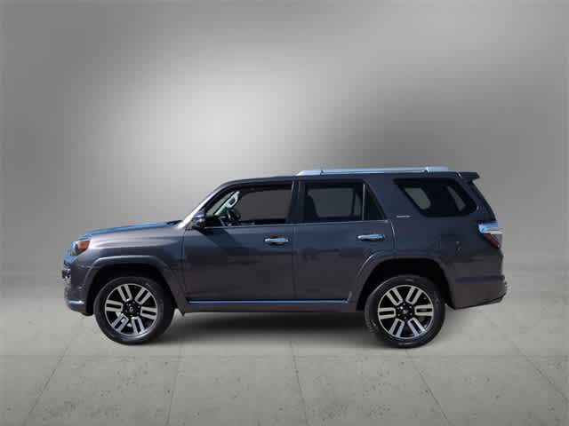 Thumbnail: 2017 Toyota 4Runner - 5