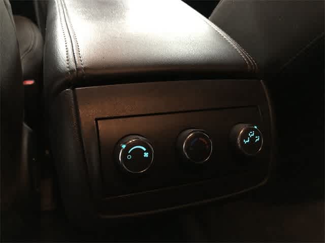 Thumbnail: 2017 Chevrolet Traverse - 26