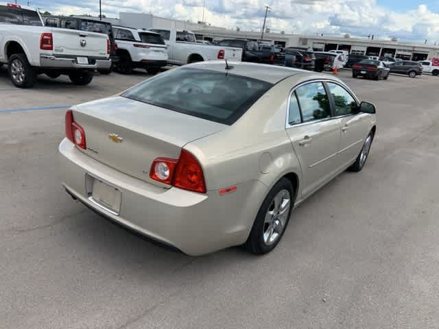 Thumbnail: 2009 Chevrolet Malibu - 18