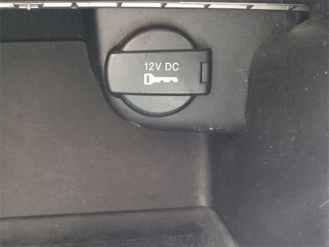 Thumbnail: 2013 Jeep Grand Cherokee - 33