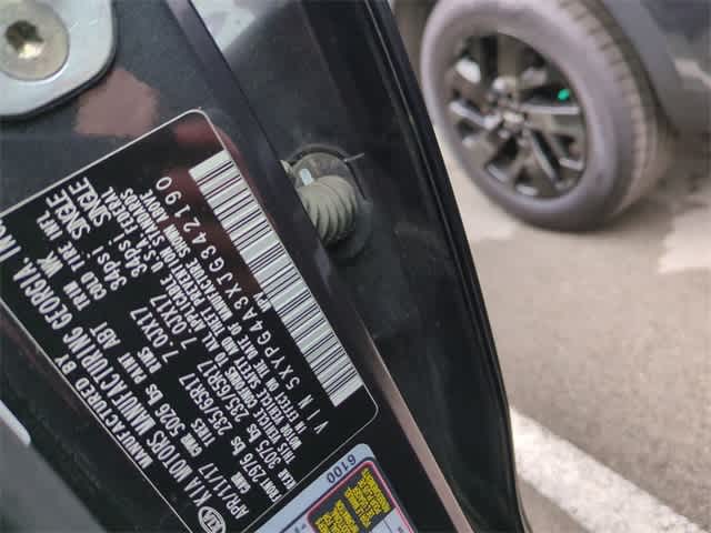 Thumbnail: 2018 Kia Sorento - 37