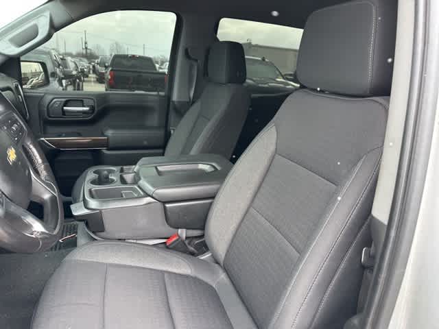 Thumbnail: 2022 Chevrolet Silverado 1500 - 3