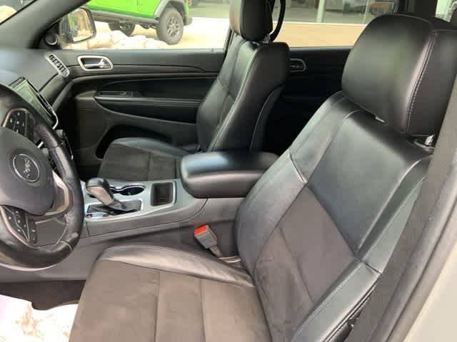 Thumbnail: 2020 Jeep Grand Cherokee - 3
