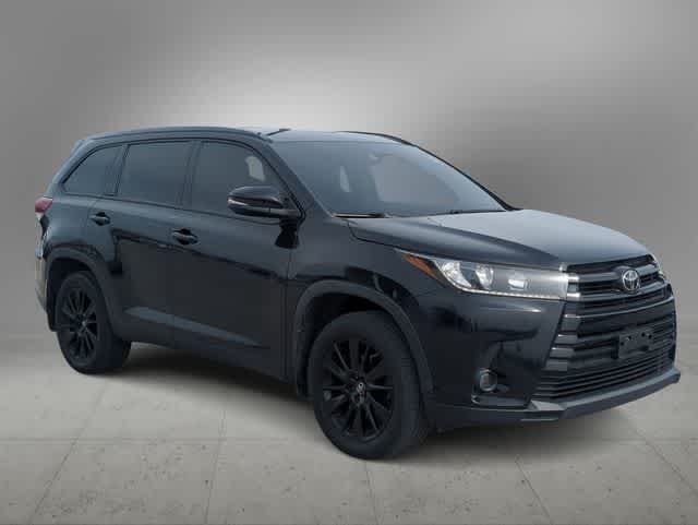 Thumbnail: 2019 Toyota Highlander - 2