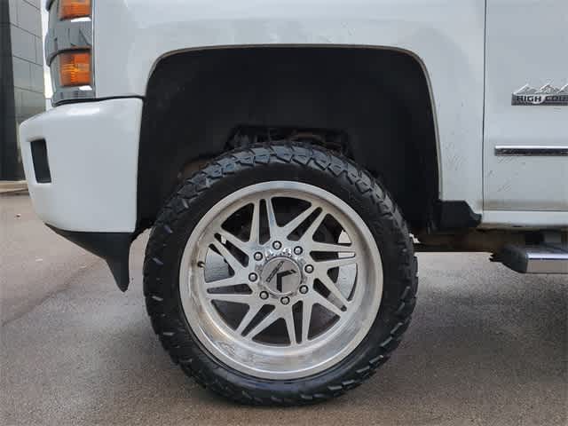 Thumbnail: 2019 Chevrolet Silverado 3500 - 14