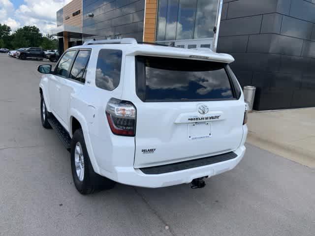 Thumbnail: 2015 Toyota 4Runner - 21