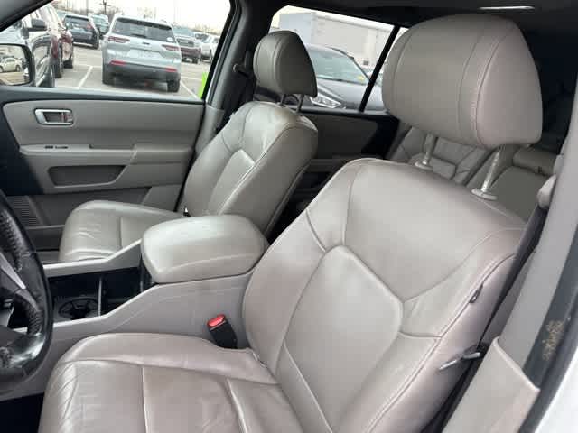 Thumbnail: 2013 Honda Pilot - 4