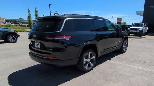 Thumbnail: 2026 Jeep Grand Cherokee L - 8