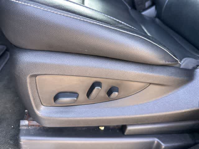 Thumbnail: 2018 Chevrolet Tahoe - 9