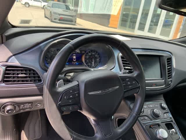 Thumbnail: 2015 Chrysler 200 - 4