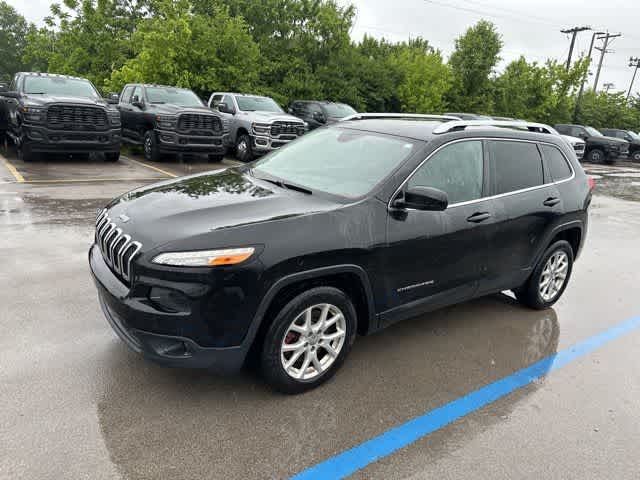 Thumbnail: 2016 Jeep Cherokee - 12