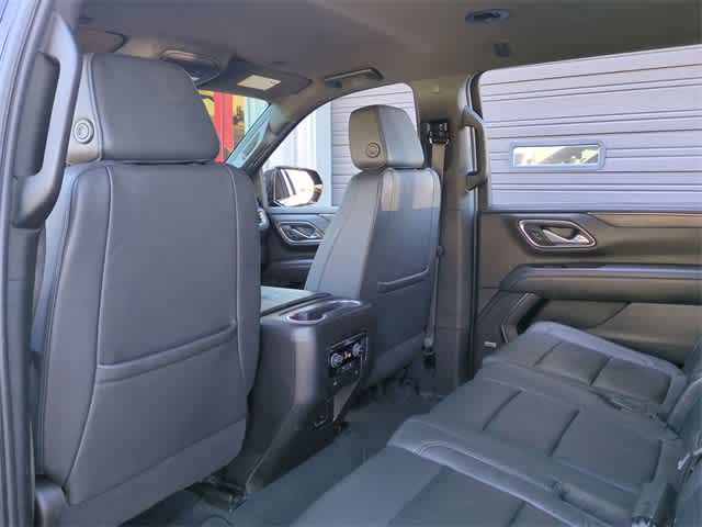 Thumbnail: 2023 Chevrolet Suburban - 19