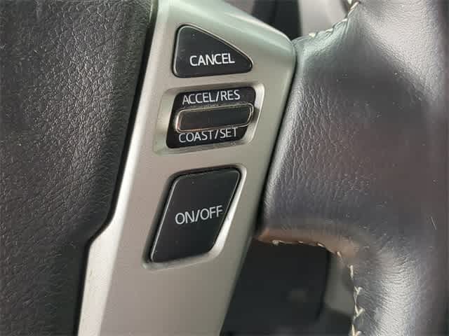 Thumbnail: 2018 Nissan Titan - 25