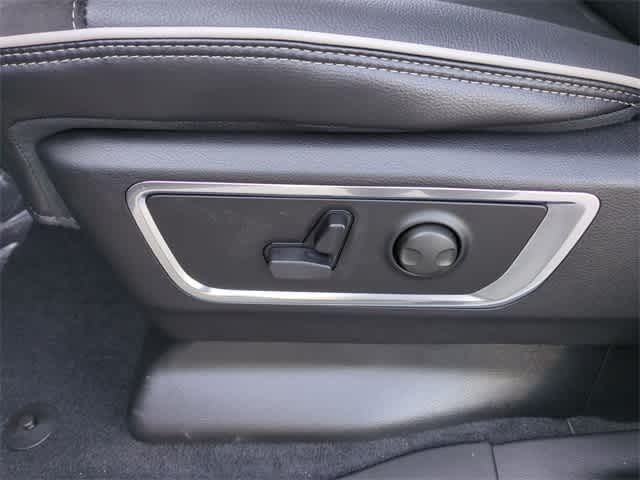 Thumbnail: 2026 RAM 1500 - 18