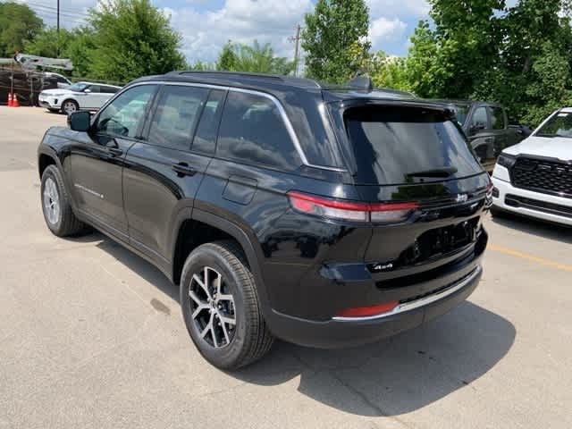Thumbnail: 2025 Jeep Grand Cherokee - 3