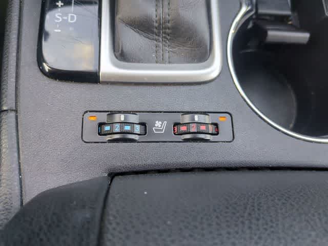 Thumbnail: 2016 Toyota Highlander - 39