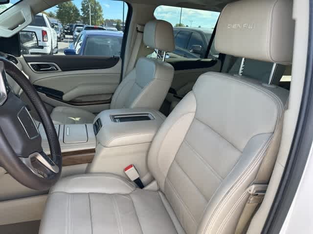 Thumbnail: 2020 GMC Yukon XL - 3