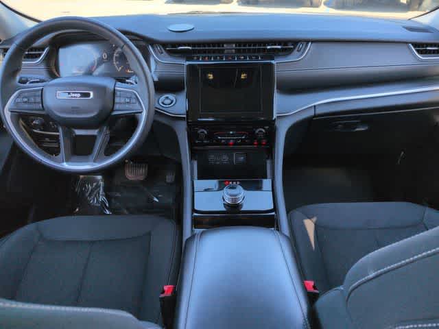 Thumbnail: 2023 Jeep Grand Cherokee - 15