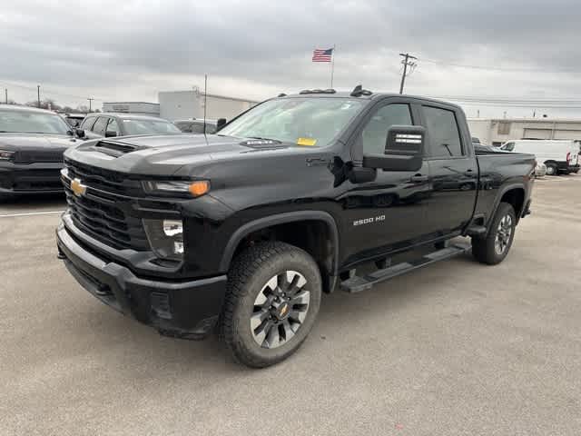 Thumbnail: 2025 Chevrolet Silverado 2500 - 2