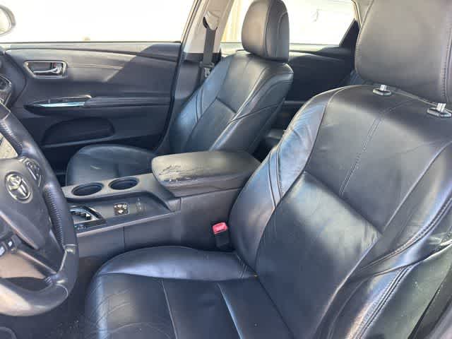 Thumbnail: 2014 Toyota Avalon - 3