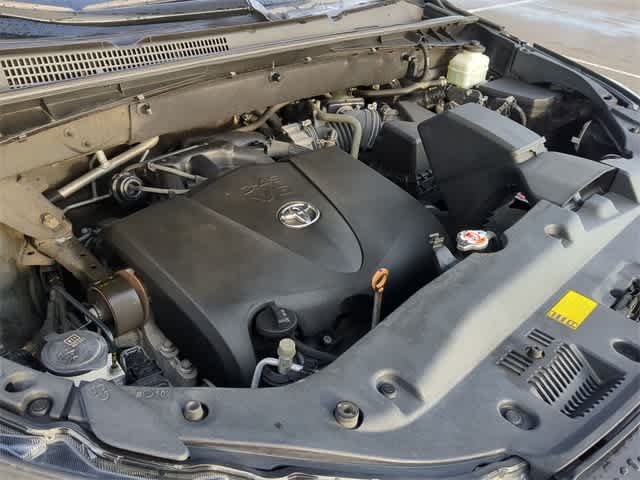 Thumbnail: 2019 Toyota Highlander - 15