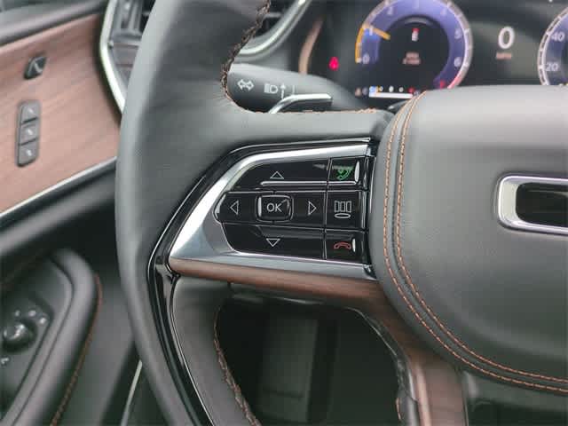 Thumbnail: 2025 Jeep Grand Cherokee - 25