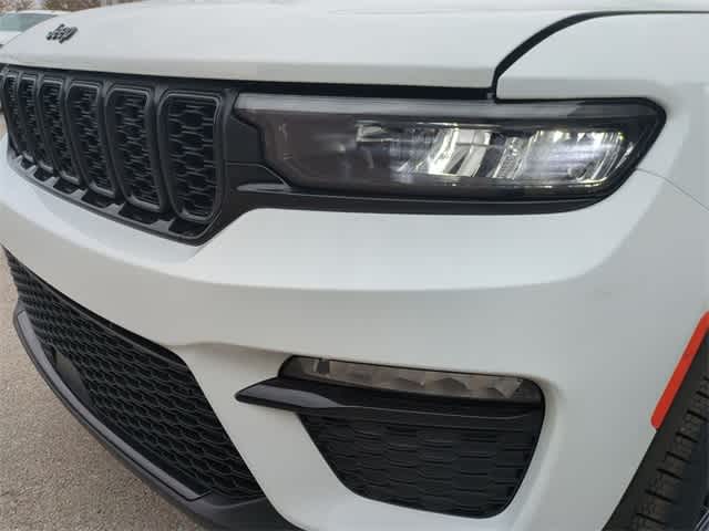 Thumbnail: 2025 Jeep Grand Cherokee - 11