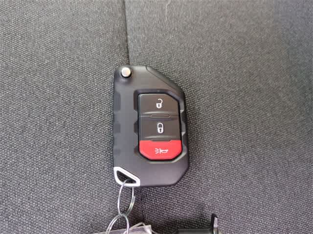 Thumbnail: 2026 Jeep Wrangler - 36