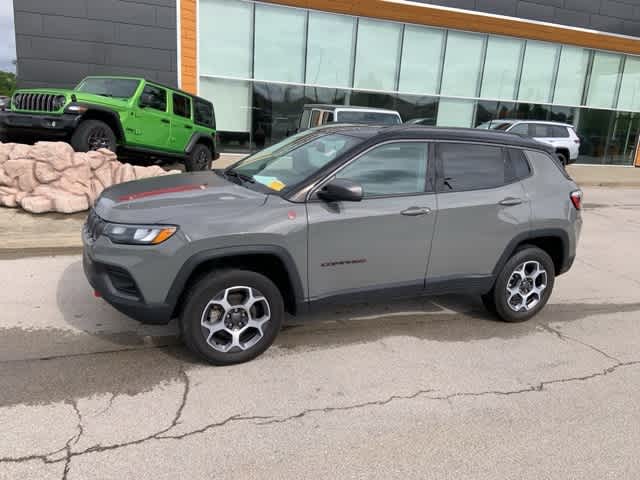 Thumbnail: 2022 Jeep Compass - 14