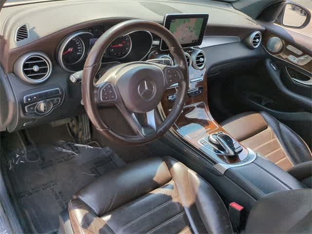 Thumbnail: 2017 Mercedes-Benz GLC - 10