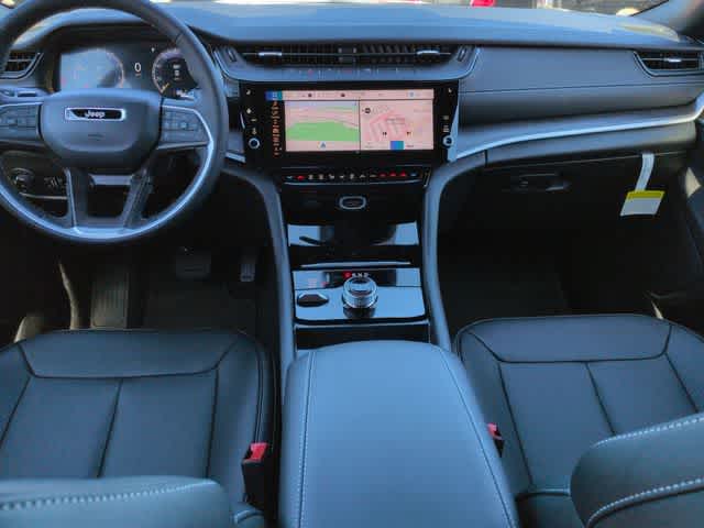 Thumbnail: 2026 Jeep Grand Cherokee - 16