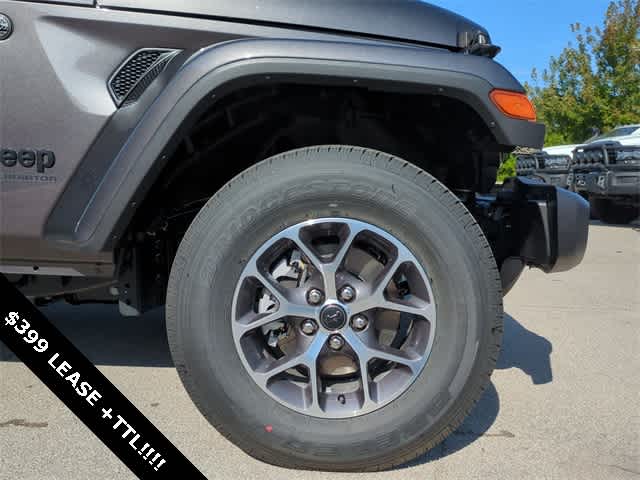 Thumbnail: 2025 Jeep Gladiator - 13