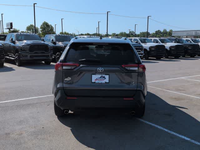 Thumbnail: 2020 Toyota RAV4 - 7