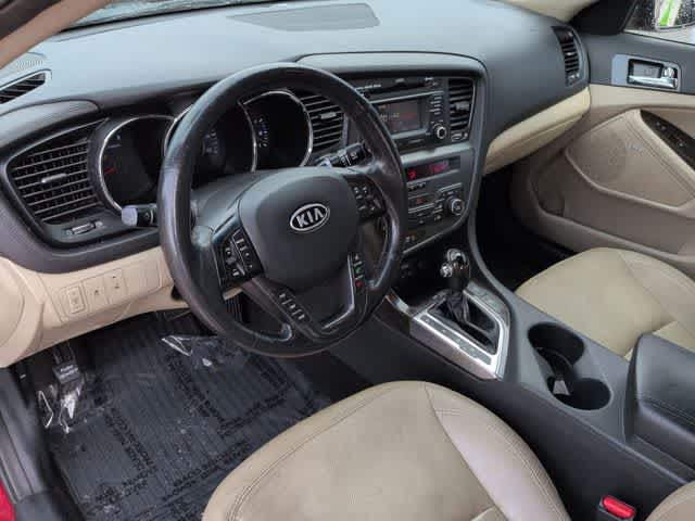 Thumbnail: 2012 Kia Optima - 10