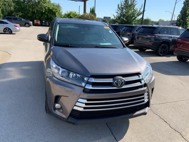 Thumbnail: 2018 Toyota Highlander - 31