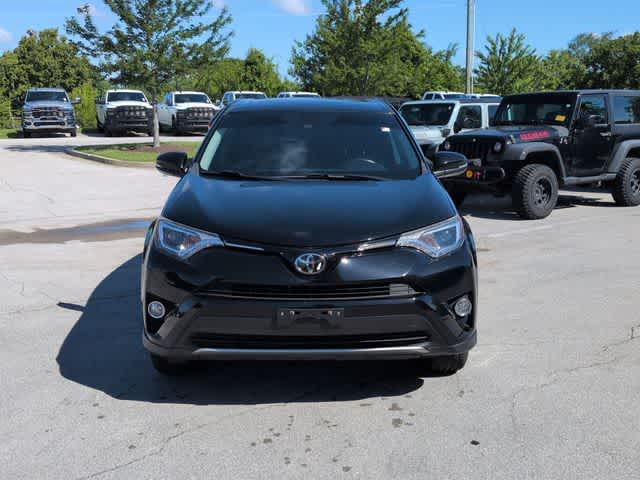 Thumbnail: 2018 Toyota RAV4 - 3