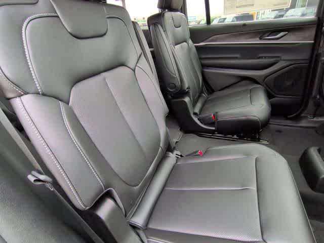 Thumbnail: 2025 Jeep Grand Cherokee L - 22