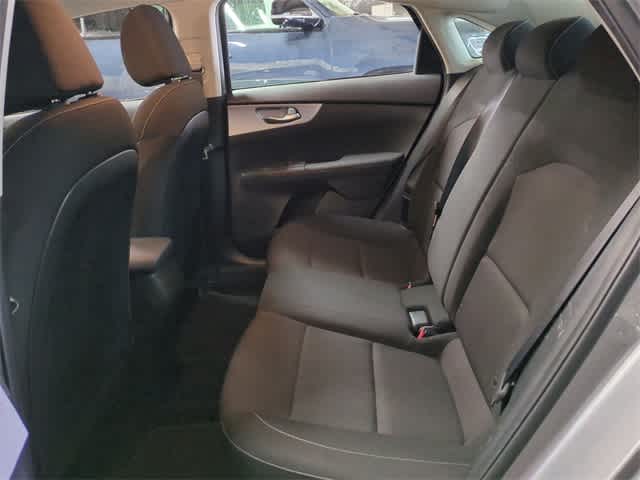 Thumbnail: 2023 Kia Forte - 20