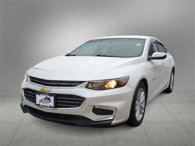 Thumbnail: 2017 Chevrolet Malibu - 4