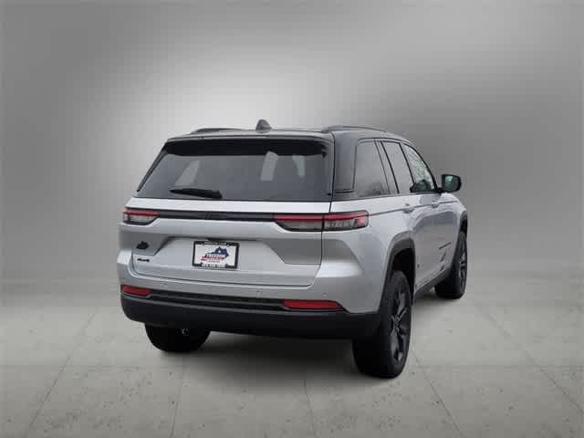 Thumbnail: 2025 Jeep Grand Cherokee - 7