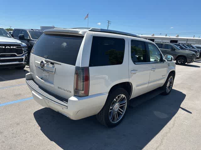 Thumbnail: 2013 Cadillac Escalade - 22