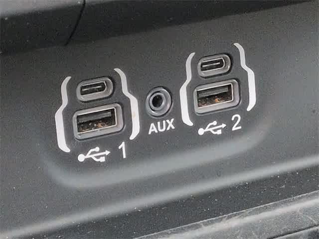 Thumbnail: 2021 RAM 1500 - 33