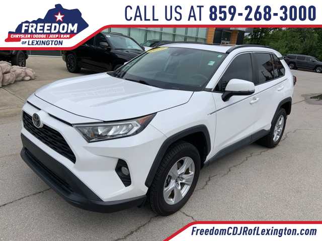 Thumbnail: 2019 Toyota RAV4 - 1