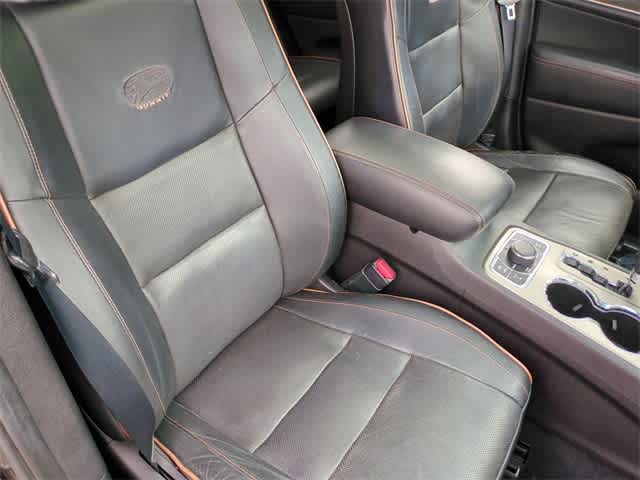 Thumbnail: 2013 Jeep Grand Cherokee - 23